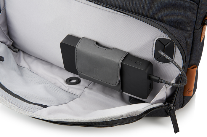 HP Maletín ENVY URBAN 15,6 Pulgadas Gris/Cuero 3KJ73AA
