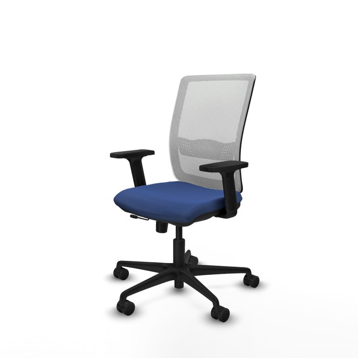 Silla de oficina Haches con mecanismo Sincro/Traslack tapizada con Tela color Azul marino y malla color Blanco. Equipada con lumbar 1D, Brazos 2D y Ruedas 65mm nailon