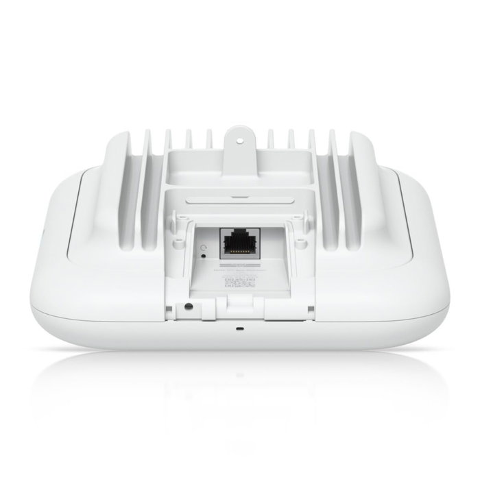 Ubiquiti U7 Pro Outdoor WiFi 7 con IP67 y 2.5 GbE