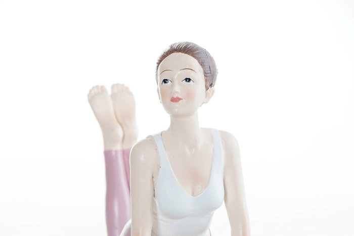 DKD Home Decor Figura de Resina Chica Yoga Rosa 16x6x13 cm
