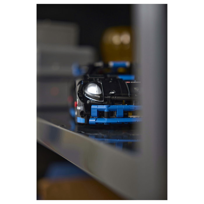 LEGO Technic Porsche GT4 e-Performance Rennwagen 42176