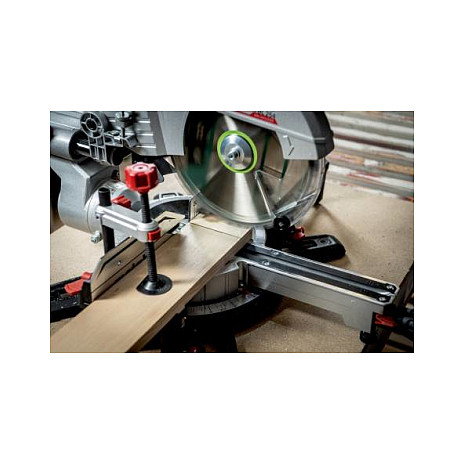 Metabo KGS 18 LTX BL 254 Sierra ingleteadora de 25.4 cm con 2 baterías de 8 Ah 18V LiHD, 4000 RPM, corte a 50 grados