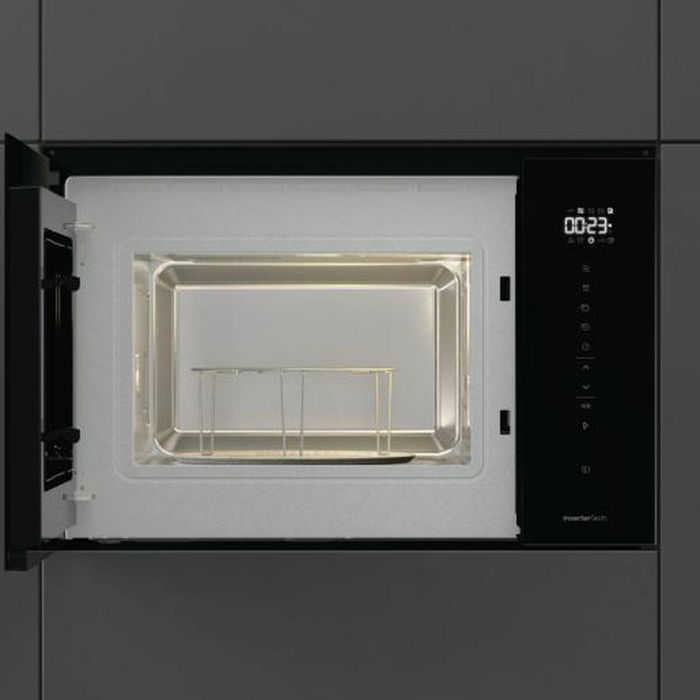 Microondas con Grill Hisense Negro 900 W 25 L