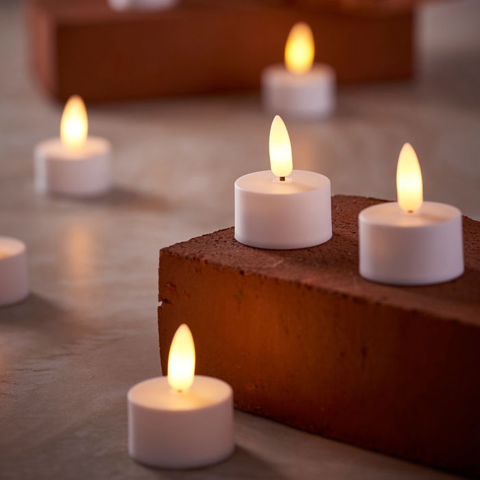 Day Juego de 4 Velas LED con Temporizador, Luz Blanca Cálida (2250K), Pilas CR2032 Incluidas