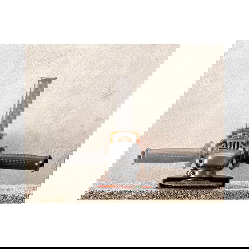 Black & Decker BCG720N - Amoladora Angular 125mm 18V, 8600 RPM, con Batería, Color Negro/Naranja