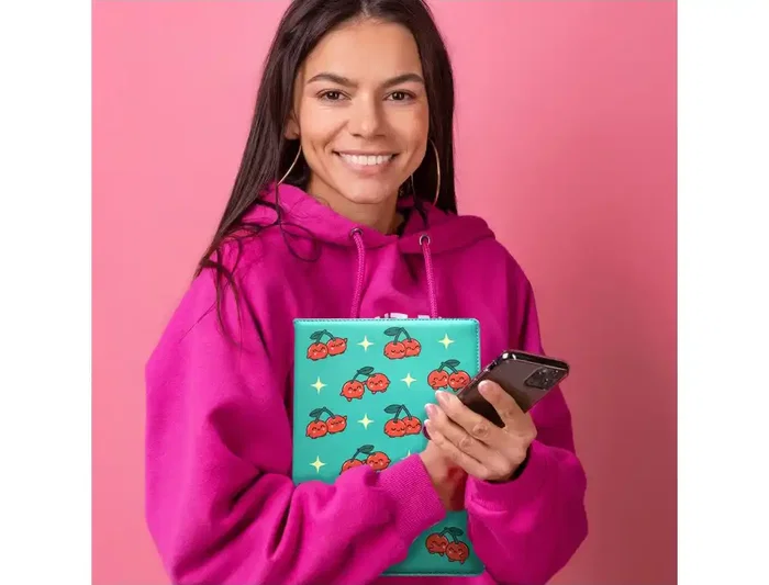 Wondee Funda Universal para Tablet 10.2'' con Diseño de Cerezas, Antideslizante y Giratoria 360°