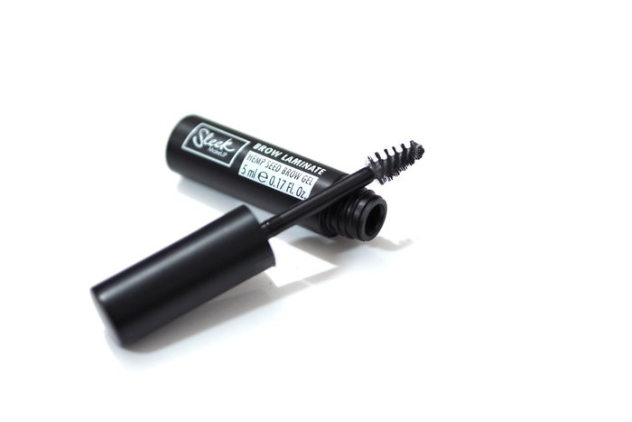 Sleek MakeUP Gel para cejas Negro 5 ml Sleek MakeUP Gel para cejas Negro 5 ml