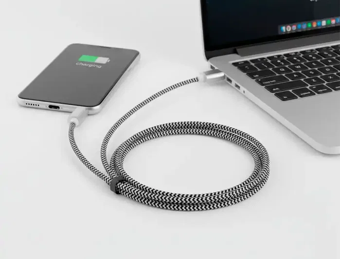 Q-connect Cable USB-C a USB-A en nailon blanco 1m