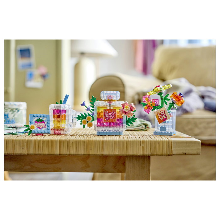 LEGO Creator 3 en 1 Frasco Decorativo de Perfume Floral 31383 LEGO Creator 3 en 1 Frasco Decorativo de Perfume Floral 31383