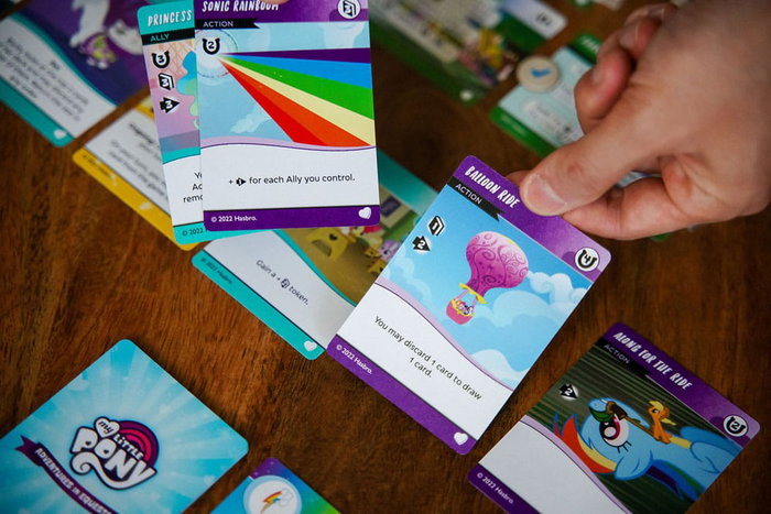My Little Pony Juego de cartas Deck-Building Adventures in Equestria *Edición Inglés*