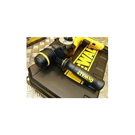 DeWALT D25133K Kombihammer SDS-Plus Profesional 800W, Perforación Máx. 26mm en Hormigón, 1500 RPM, 5500 ppm, 2.6 kg