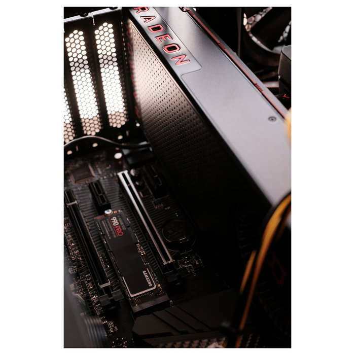 SAMSUNG 990 PRO 1 TB M.2 NVMe PCIe 4.0 SAMSUNG 990 PRO 1 TB M.2 NVMe PCIe 4.0