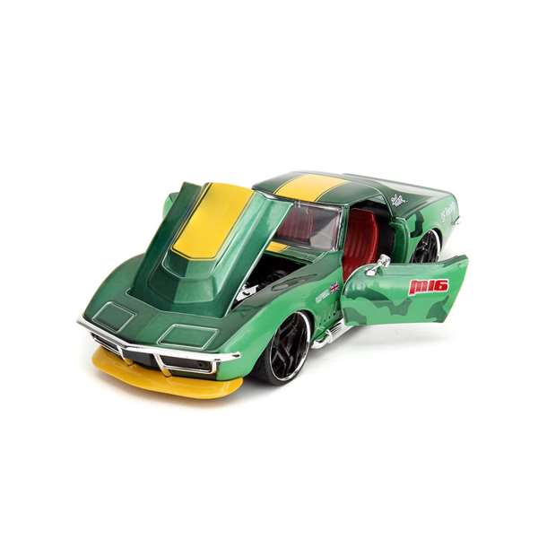 Coche street fighter ii cammy 1969 chevrolet corvette escala 1:24. incluye figura