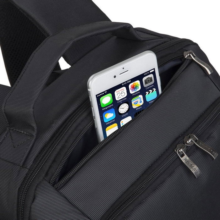 Rivacase 8262 Mochila Portátil 39.6 cm (15.6") Negra, Poliéster, Compartimento para Tablet, A prueba de salpicaduras, Correa para equipaje