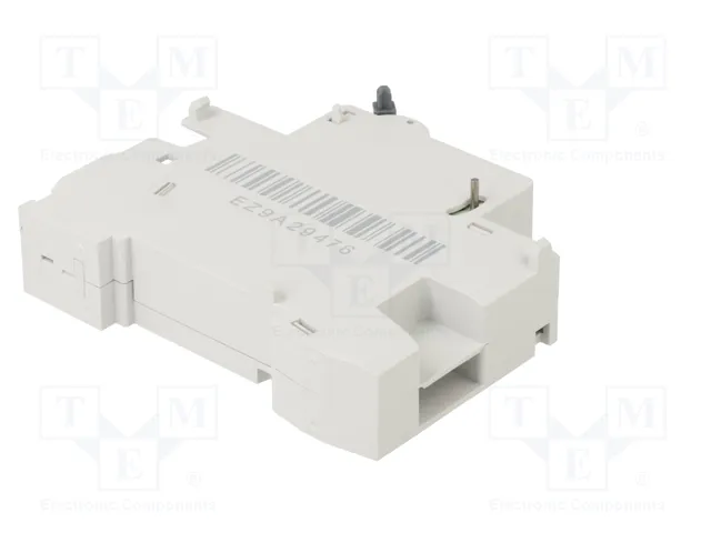 Schneider Electric Easy9 Pro Disyuntor de tensión para raíl DIN Schneider Electric Easy9 Pro Disyuntor de tensión para raíl DIN