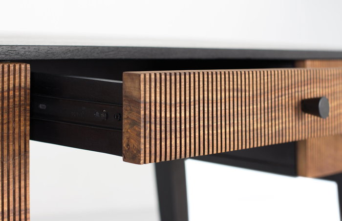 GINER Y COLOMER Escritorio de Madera de Palisandro y Metal Marrón 132 cm