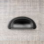 Emuca Lote de 20 tiradores para mueble Alberic, L77mm, intereje 64mm, Zamak, Negro