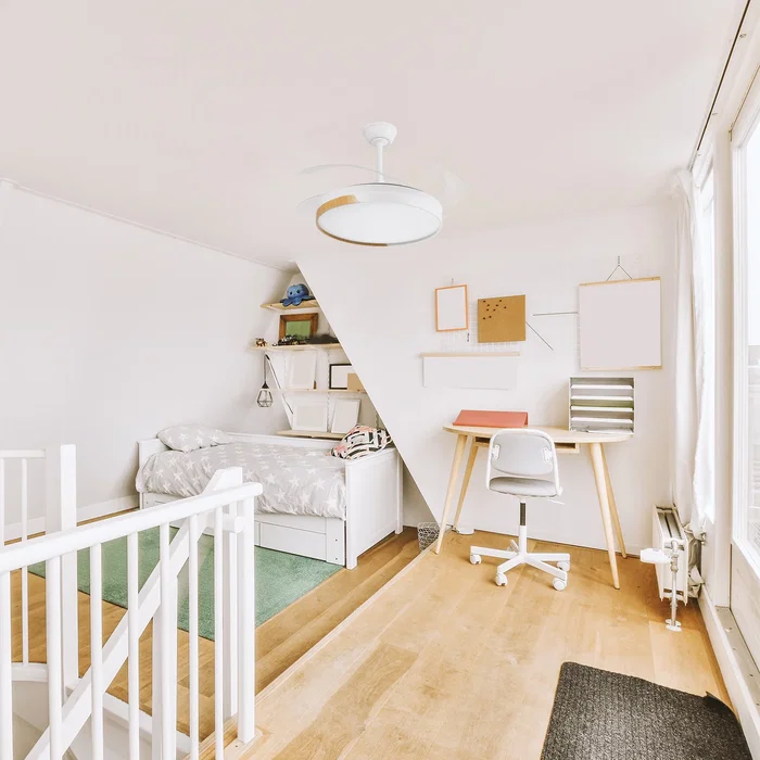 Ventilador de Techo LED Blanco/Haya Función Verano-Invierno 45W 4400LM CCT DC Ultra Silencioso con Mando a Distancia y Aspas Retráctiles