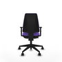 Silla de oficina Elche con mecanismo Contacto permanente básico tapizada con Tela color Lila. Equipada con Base piramidal negra, Brazos 1D y Ruedas 65mm nailon