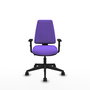 Silla de oficina Elche con mecanismo Contacto permanente básico tapizada con Tela color Lila. Equipada con Base piramidal negra, Brazos 1D y Ruedas 65mm nailon