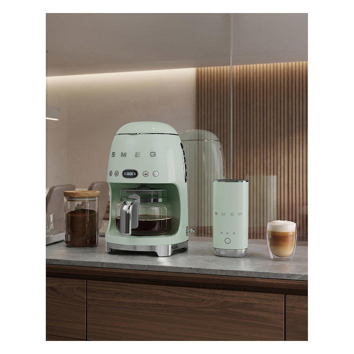 Smeg DCF02PGEU Cafetera de Filtro 50s Style Verde Pastel Smeg DCF02PGEU Cafetera de Filtro 50s Style Verde Pastel