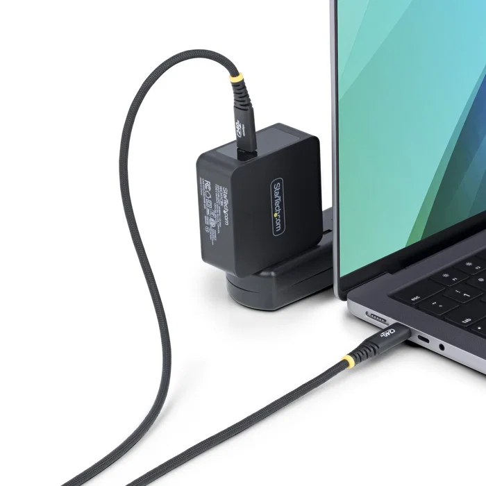 Startech S2CEPR3M-USB-CABLE Cable USB-C a USB-C Negro de Carga Rápida 240W PD 3.1 EPR para Portátil y Smartphone, Certificado USB-IF, 3 Metros, Silicona y Nylon Trenzado