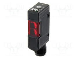 OMRON E3S-R67 Sensor fotoeléctrico NPN 300mm