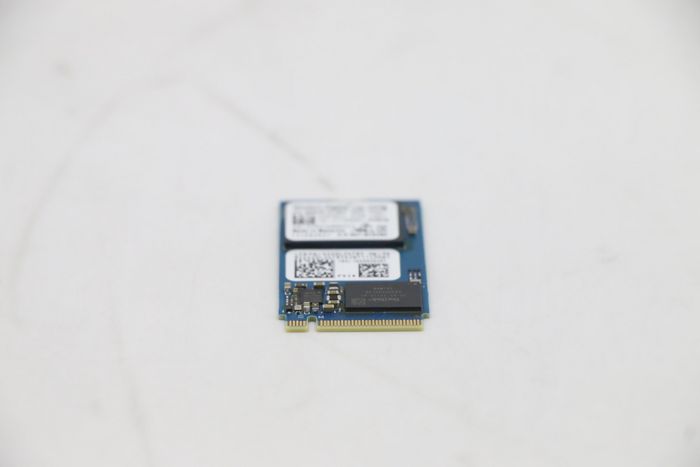 Lenovo SSD M.2 PCIe NVMe 256GB Gen3x4 hasta 3500 MB/s