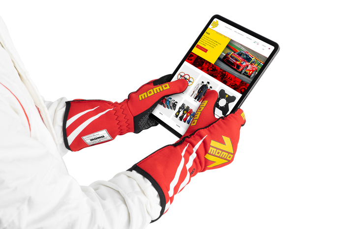 Momo Guantes Corsa Pro Rojo 08 MOMGUCOPRORED08 Guantes de Conducción Deportiva con Diseño Italiano y Ajuste Perfecto Momo Guantes Corsa Pro Rojo 08 MOMGUCOPRORED08 Guantes de Conducción Deportiva con Diseño Italiano y Ajuste Perfecto