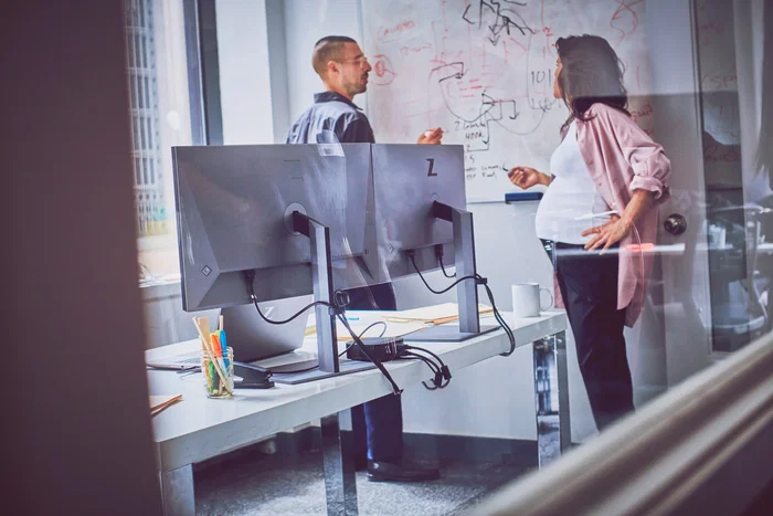 HP USB-C Dock G5 - Base de Acoplamiento USB-C Alámbrica - 4x USB-A 3.2, 1x HDMI 2.0, 2x DisplayPort, RJ45, Jack 3.5mm, USB-C PD - Negro