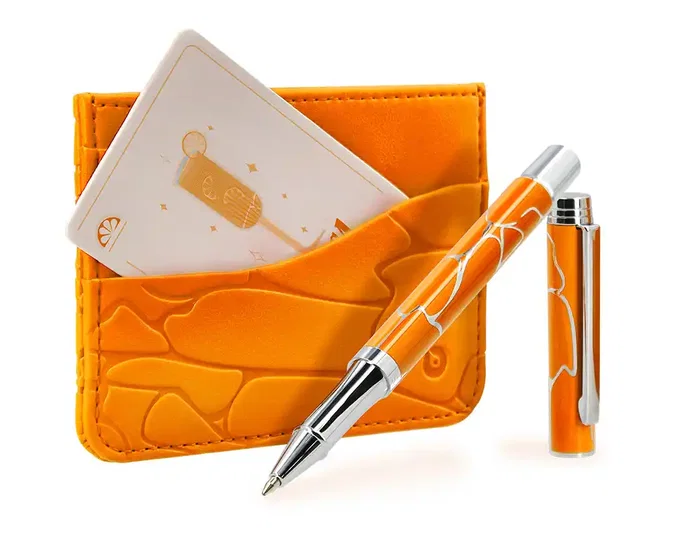 Belius Cocktails Bolígrafo y Tarjetero de Aluminio y Símil Piel, Naranja Plateado con Tinta Azul, Protección RFID, Caja Diseño