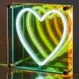 Home Deco Factory Letrero LED Neon Corazón en Acrílico y PVC, Alimentación USB 5V, 5W