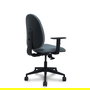 Silla de oficina Horche con mecanismo Sincro tapizada con Tela color Gris. Equipada con Base piramidal negra, Brazos 1D y Ruedas 65mm nailon