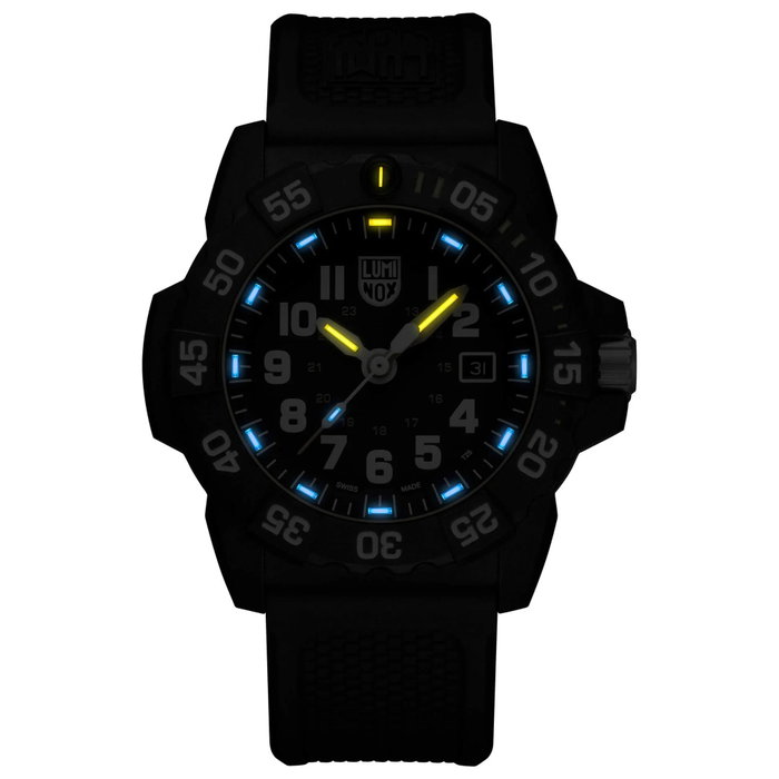 Luminox XS.3503.NSF con esfera azul y caja de carbono
