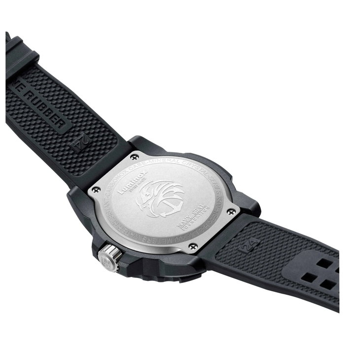 Luminox XS.3503.NSF con esfera azul y caja de carbono