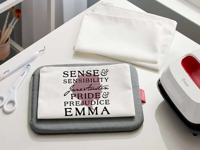 Cricut Bolso de Cosmético Textil Imprimible para Personalizar - Blanks para Cricut - Pack de 3 Unidades Cricut Bolso de Cosmético Textil Imprimible para Personalizar - Blanks para Cricut - Pack de 3 Unidades