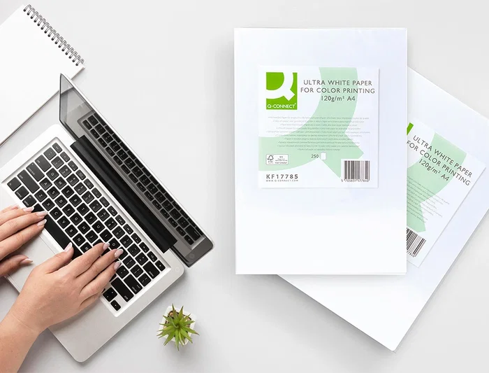 Q-connect Papel Multifunción Ultra White DIN A4 120 Gramos, Paquete de 250 Hojas, Blanco