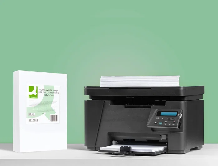 Q-connect Papel Multifunción Ultra White DIN A4 120 Gramos, Paquete de 250 Hojas, Blanco