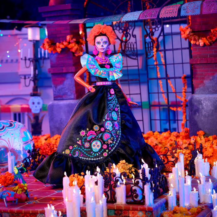 Barbie Muñeca de colección Barbie Signature Día de Muertos 2024 HRM72 Mattel