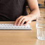 R-Go Tools Teclado Ergonómico Compacto Break, Bluetooth, Blanco