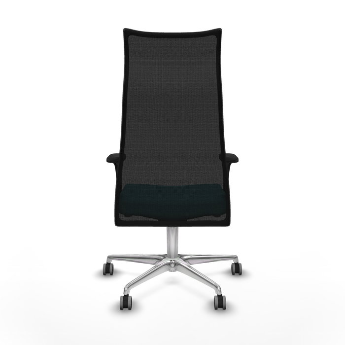 Sillón Albacete con mecanismo Sincro tapizada con Tela color Turquesa y malla color Negro. Equipado con Base aluminio, Brazos 1D y Ruedas 65 mm parqué