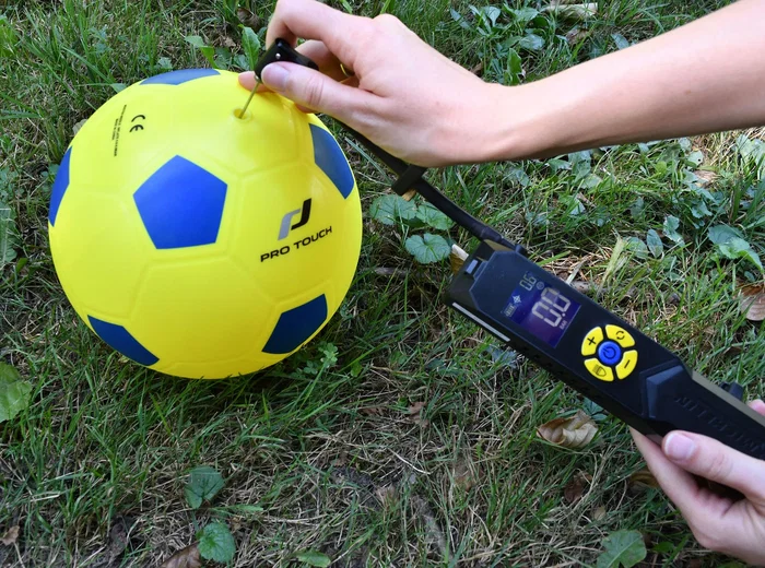 Michelin MIC1684854864057 Mini Compresor Inalámbrico Bomba Eléctrica con Manómetro Digital Recargable USB 10 Bar