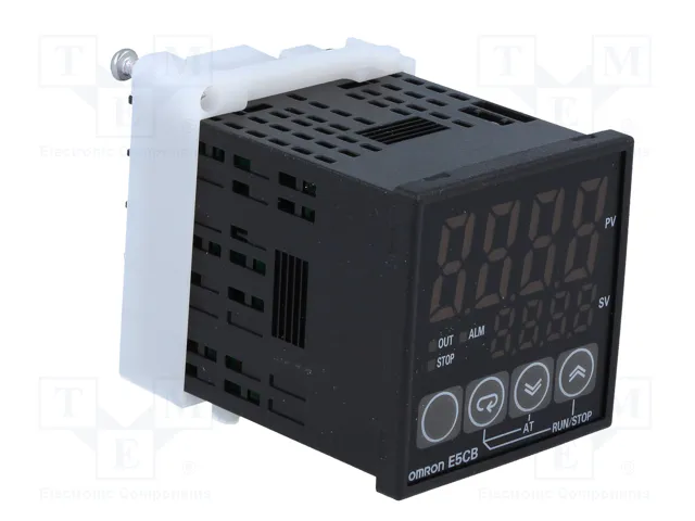 OMRON E5CB-R1TCD Regulador de Temperatura 24V AC/DC
