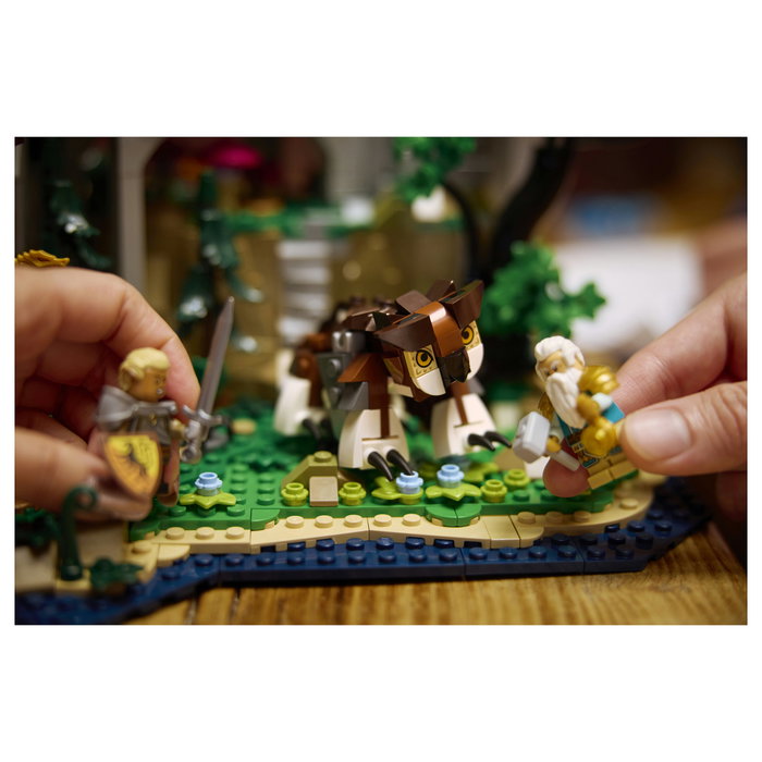 LEGO Ideas Dungeons & Dragons: La Aventura del Dragón Rojo 21348 Juego de Construcción 3745 Piezas para Mayores de 18 Años