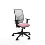 Silla de oficina Motilla con mecanismo Sincro tapizada con Tela color Rosa y malla color Blanco. Equipada con lumbar 1D, Brazos 1D y Ruedas 65mm nailon