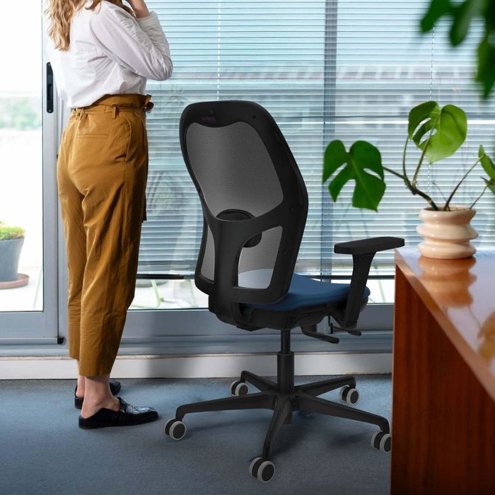 PIQUERAS Y CRESPO Silla de oficina Jorquera con mecanismo Sincro/Traslack, Azul y Negro