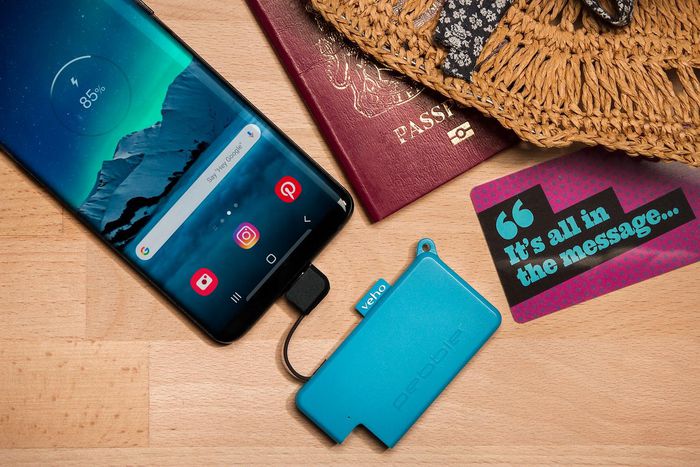 Veho Pebble Pokket 1000mAh micro size keyring Power Bank - Azul Veho Pebble Pokket 1000mAh micro size keyring Power Bank - Azul