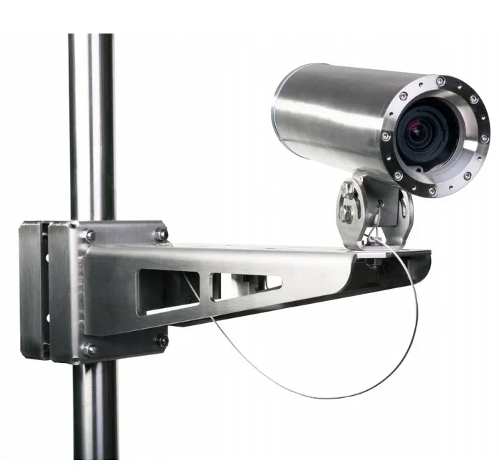 Axis ExCam XF P1367 Cámara de Seguridad IP Interior/Exterior 5MP (3072x1728) IP68 A Prueba de Explosiones con Abrazadera para Mástil, Zoom, 11 Idiomas