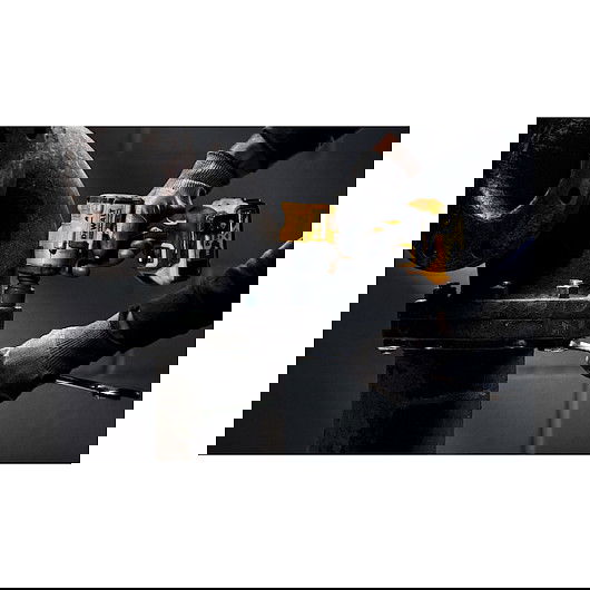 DeWALT DCF921NT-XJ Llave de Impacto 1/2" 18V Inalámbrica a Batería - 600 Nm Máximo, 2 Velocidades, con Luz LED