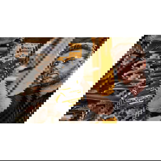 DeWALT DCF921NT-XJ Llave de Impacto 1/2" 18V Inalámbrica a Batería - 600 Nm Máximo, 2 Velocidades, con Luz LED